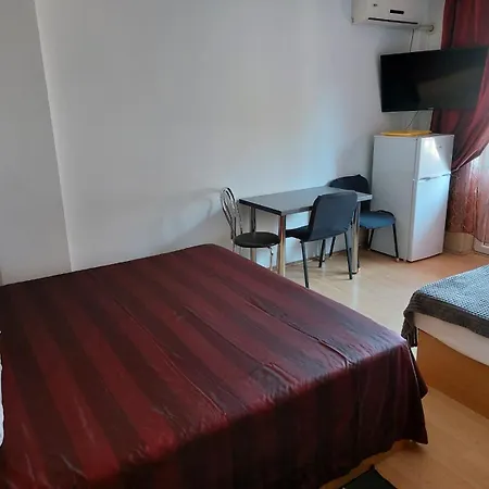 Πανσιόν Rocco 3*